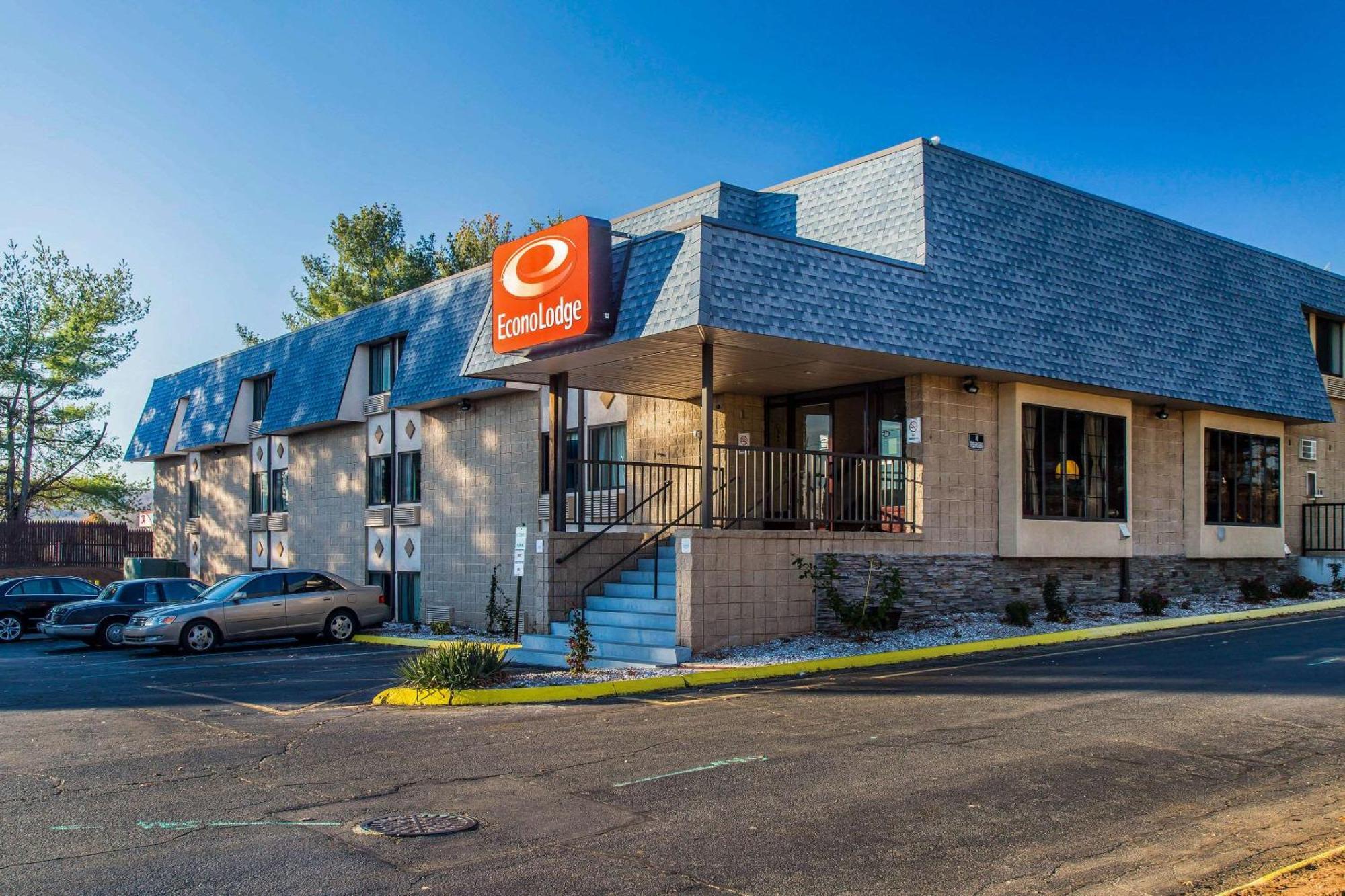 Econo Lodge Milldale - Southington Eksteriør billede
